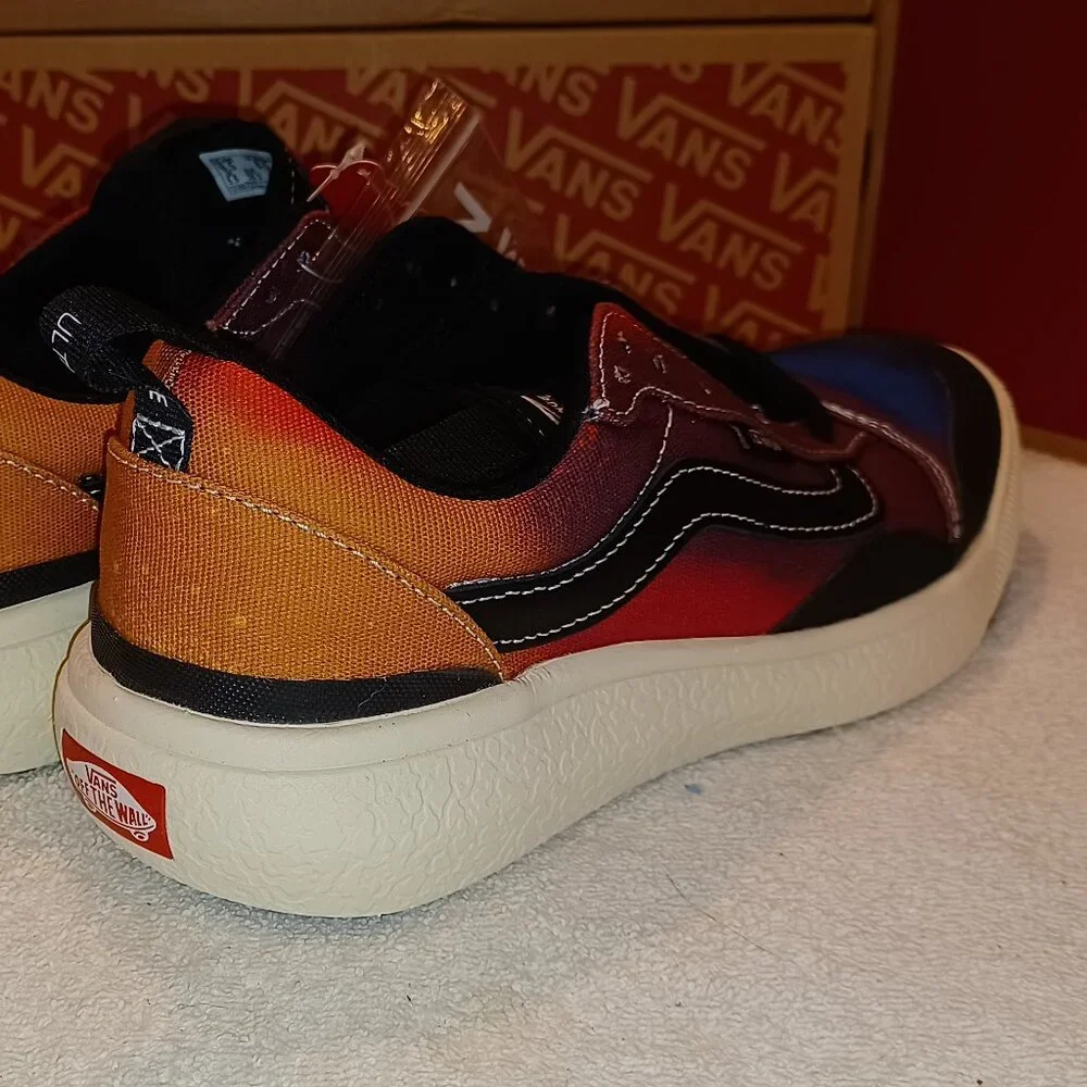 VANS Mens 6.5/Womens 8 UltraRange Exo Se Have a Trip Multi/White VN0A4UWM9H0
